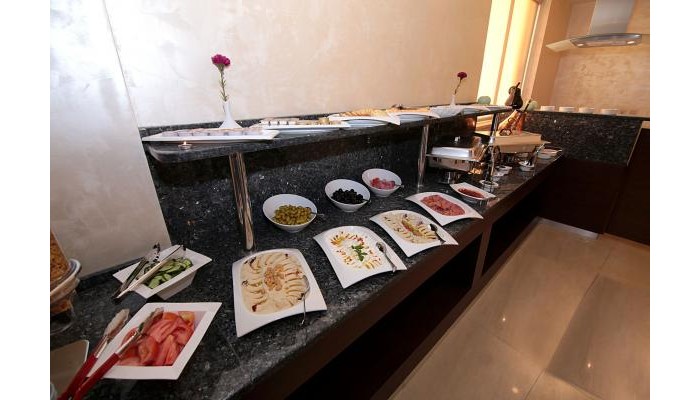 Viola Hotel Suites poza 8